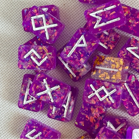 Handmade Nordic Rune Stones - Picture 5 of 6